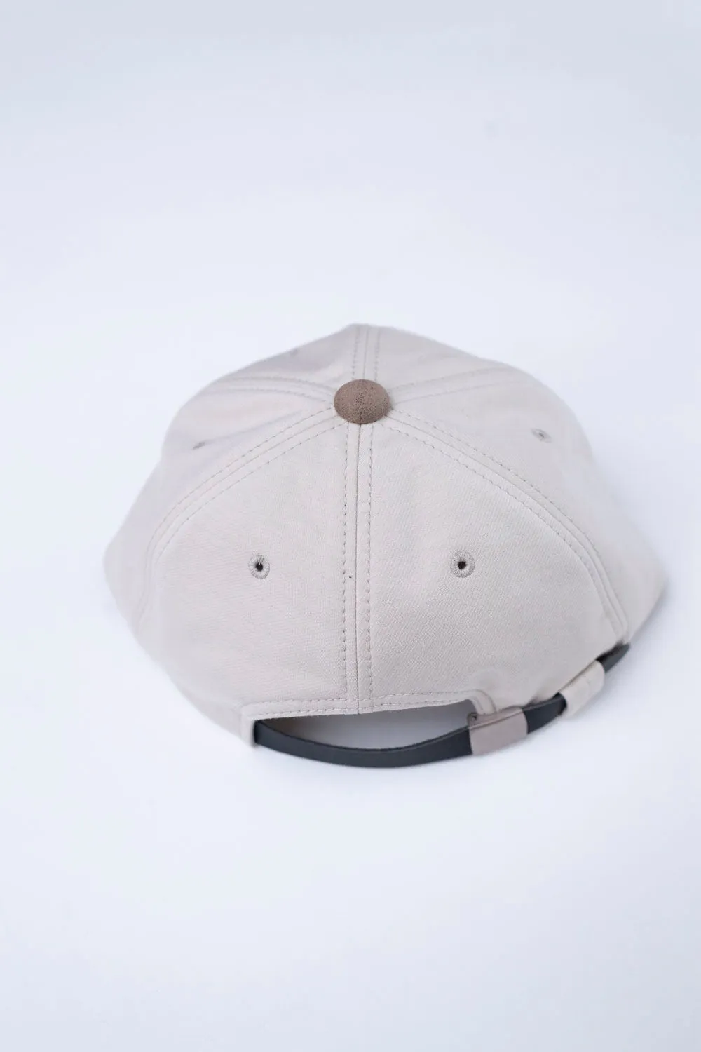 CU BB Cap "B" - 92 Base x Brown