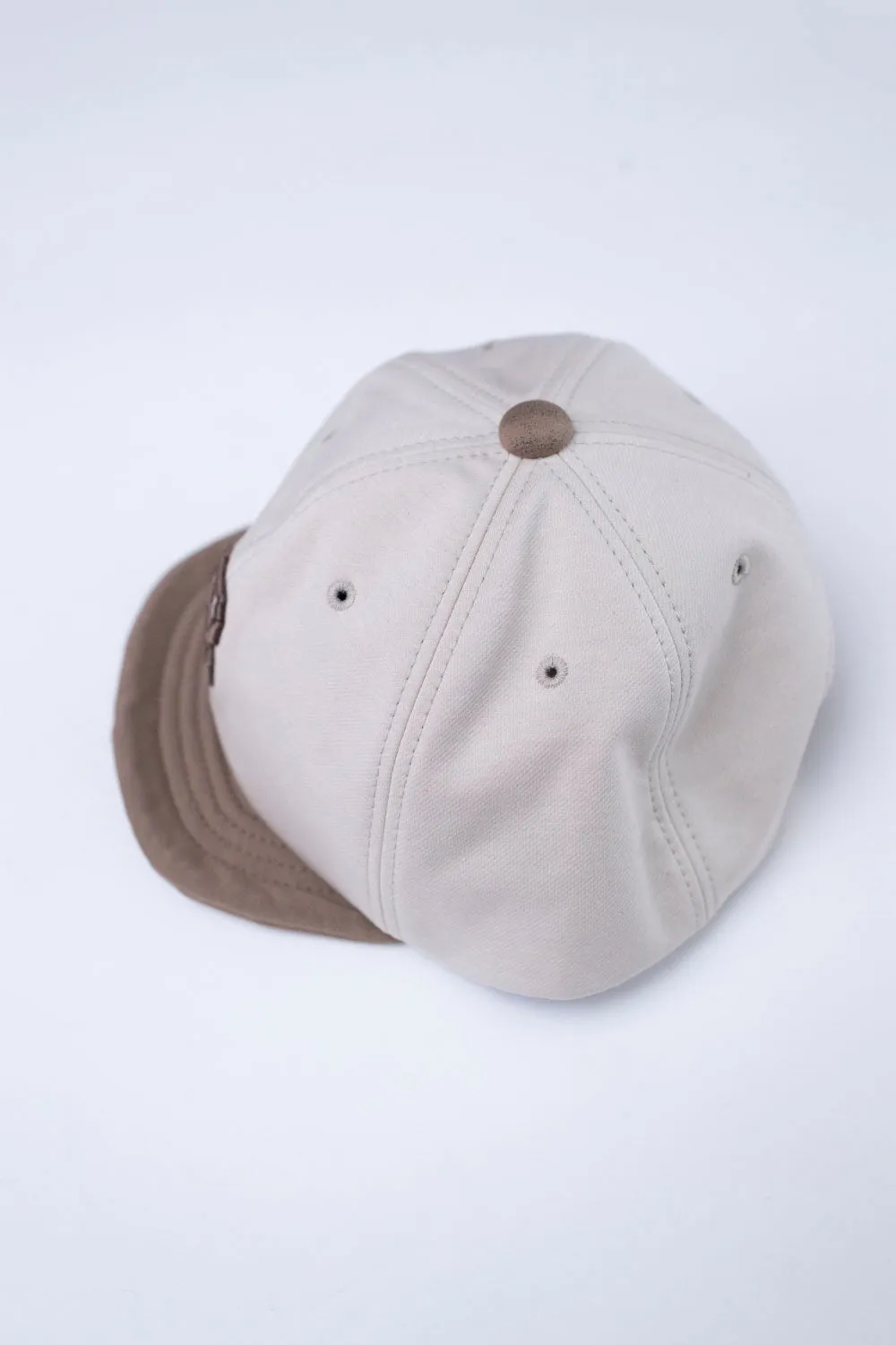 CU BB Cap "B" - 92 Base x Brown