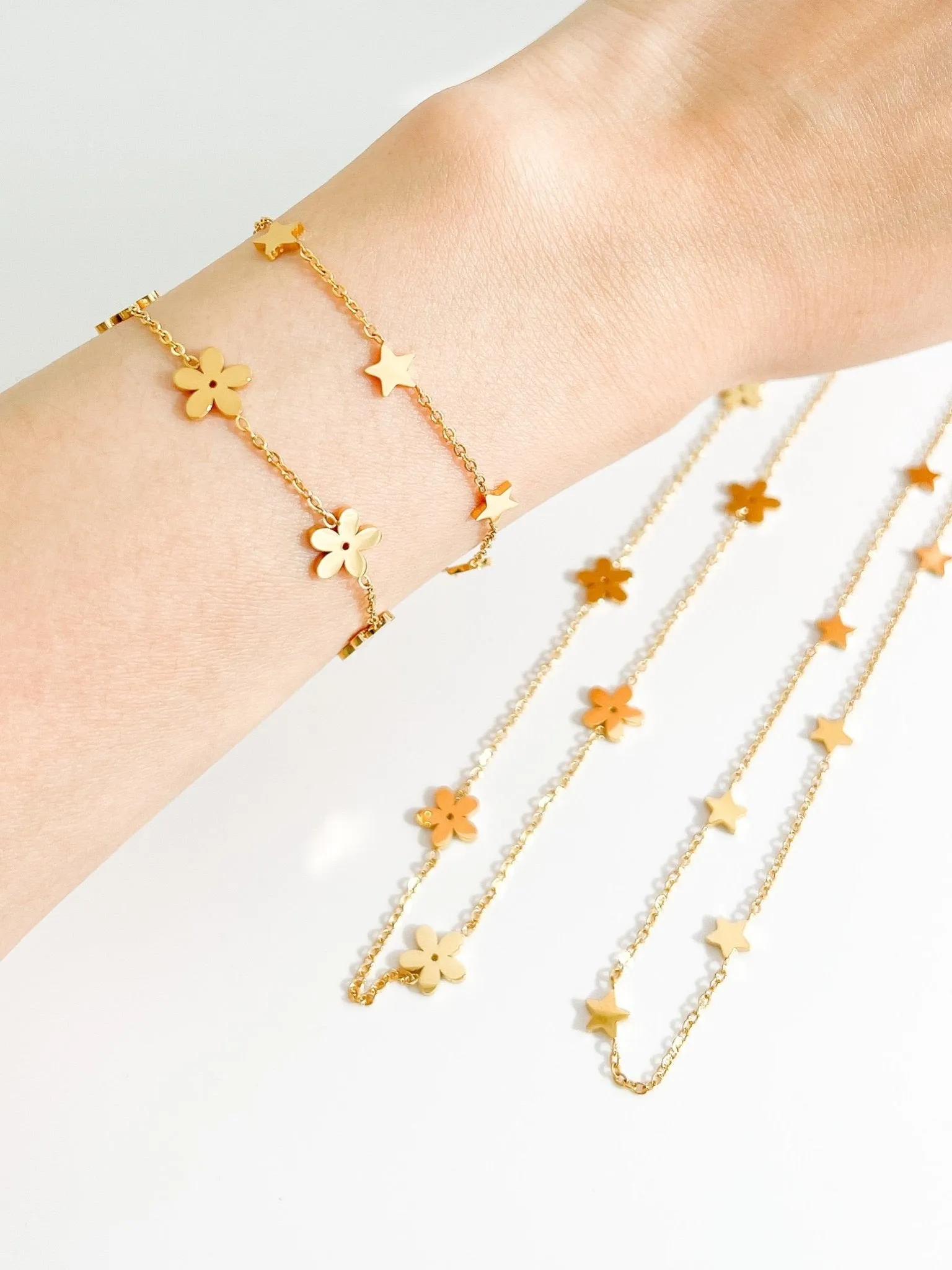 Simply Floral Bracelet