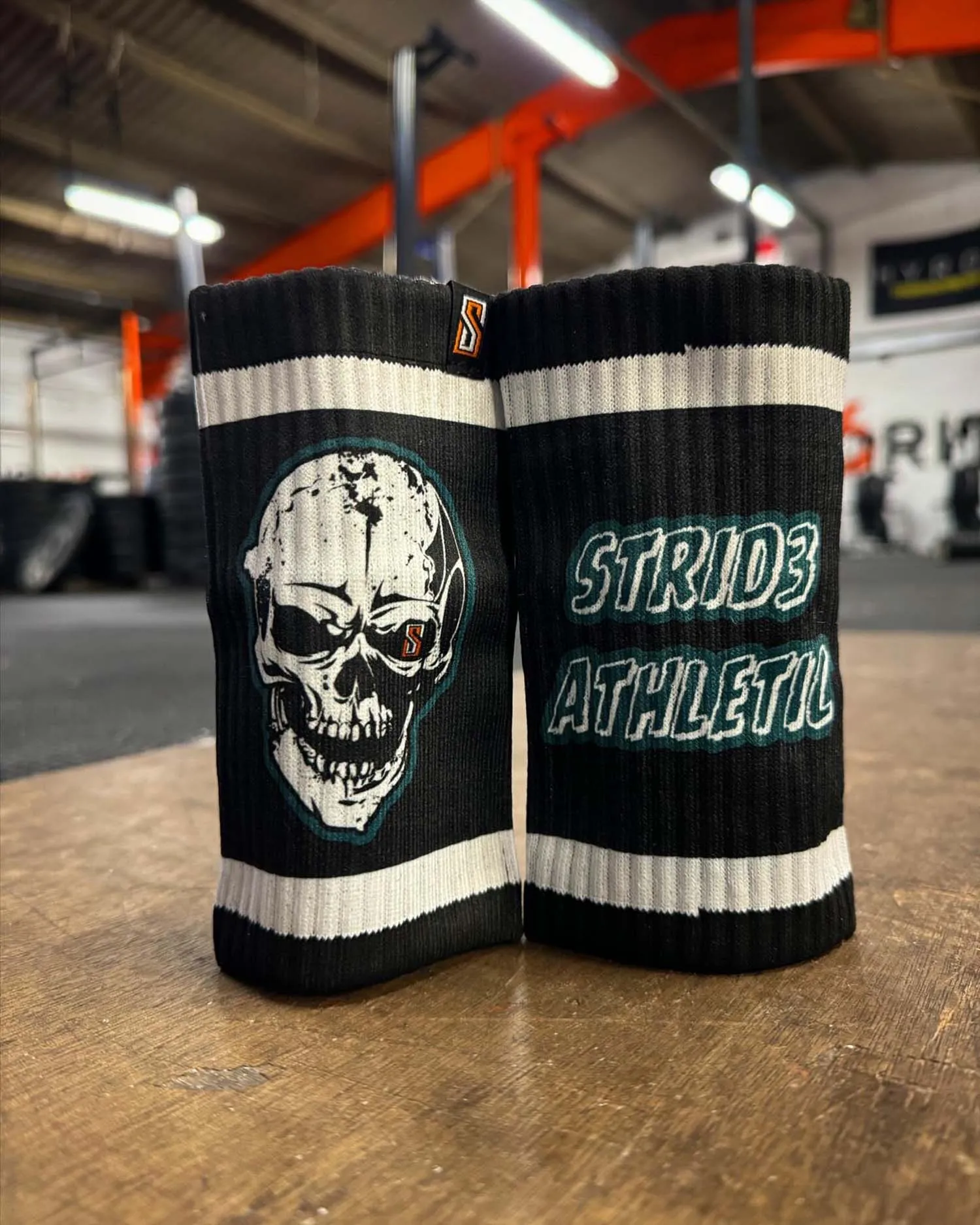 Skull Wrist Socks