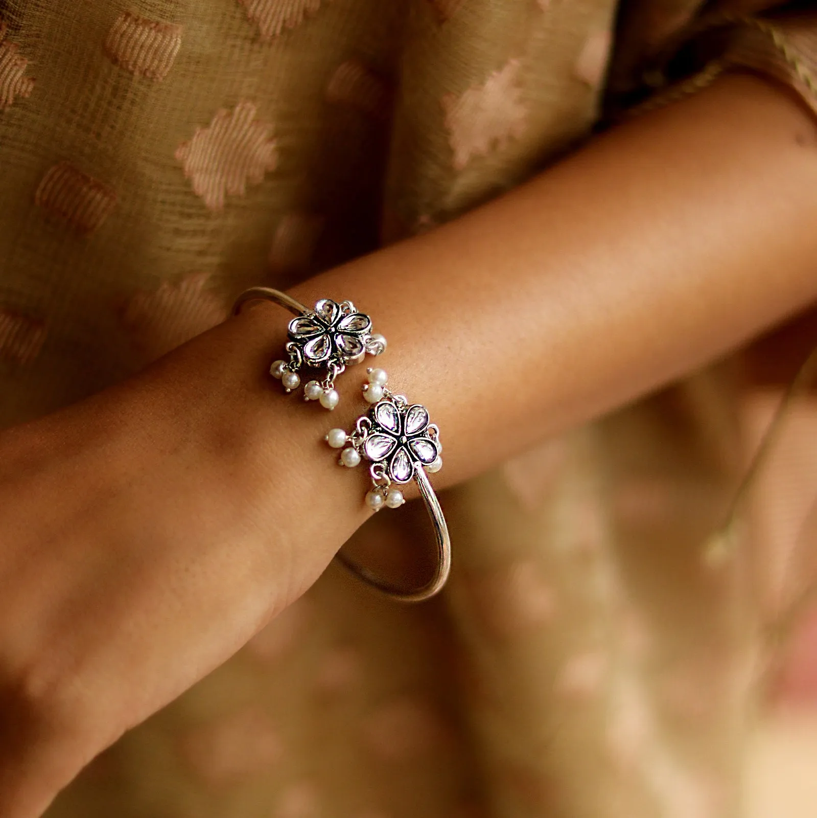 Teejh Grace Polki Silver Oxidized Pearl Cuff